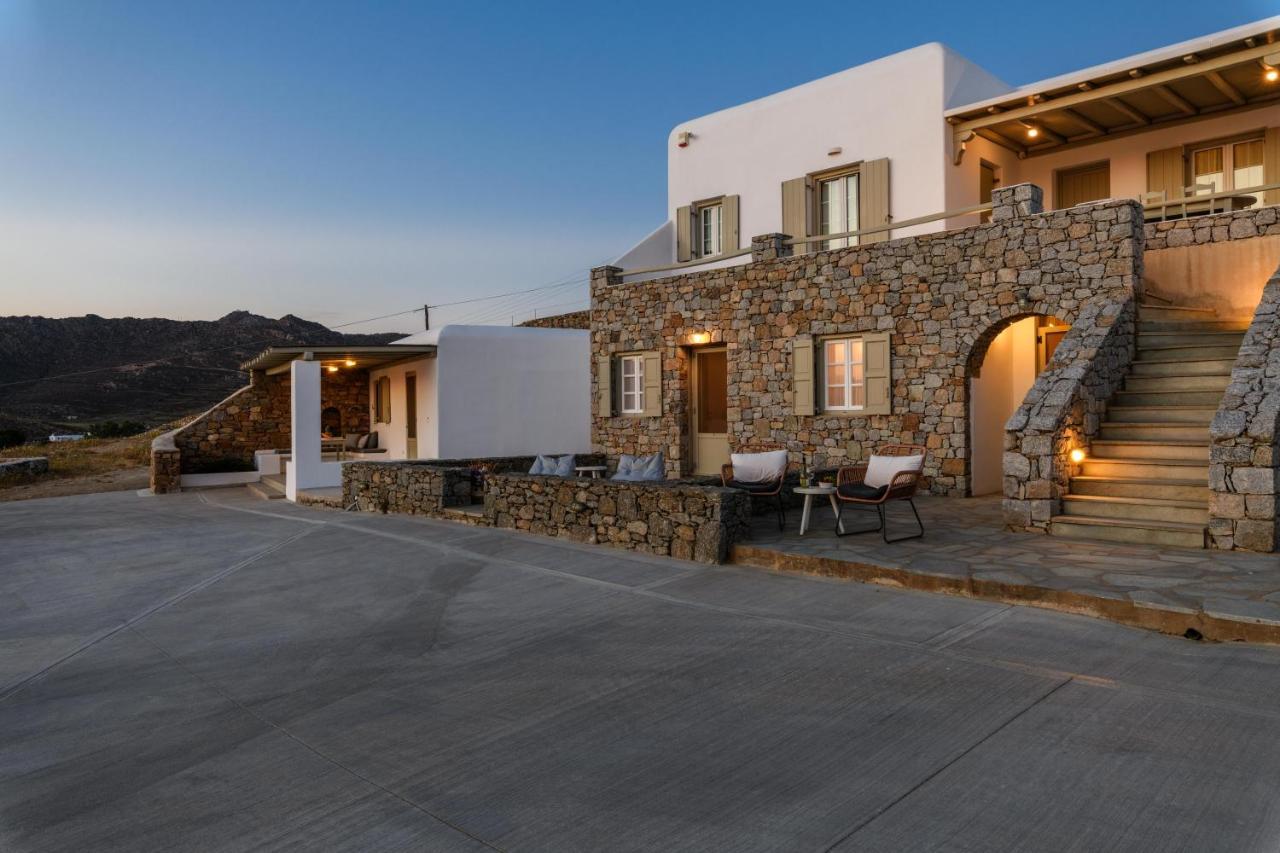 Quattro Venti Suites Mykonos Tourlos Exterior foto